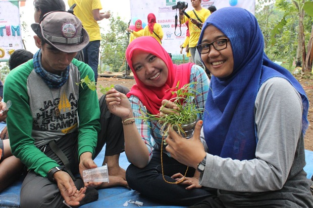 Milad ke - 5, Trashbag Community (TC)
