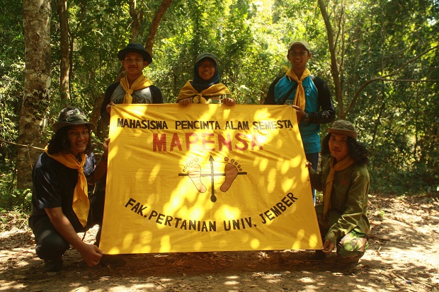 MAPENSA Fakultas Pertanian Universitas Jember : Menghitung Jumlah Oksigen Di Nanggelan, Taman Nasional Meru Betiri, Kabupaten Jember